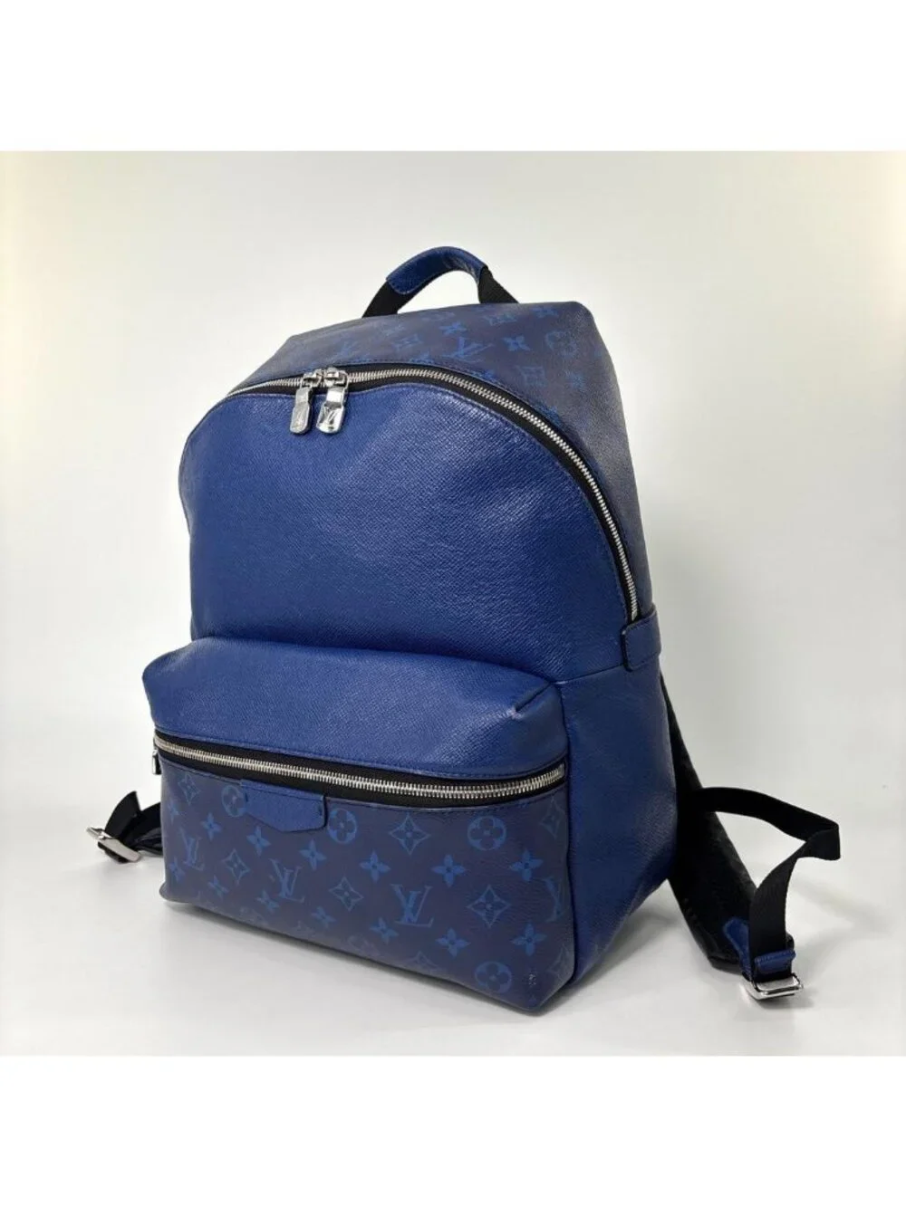 Louis Vuitton Taigarama Discovery Backpack